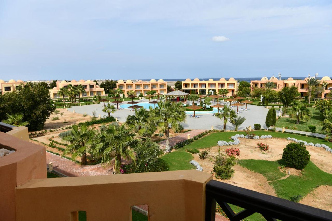 Wadi Lahmy Azur Resort - Soft All-Inclusive Abu Ghusun Luaran gambar